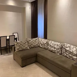 https://apartment-three-bedroom-in-saburtalo.alltbilisihotels.com